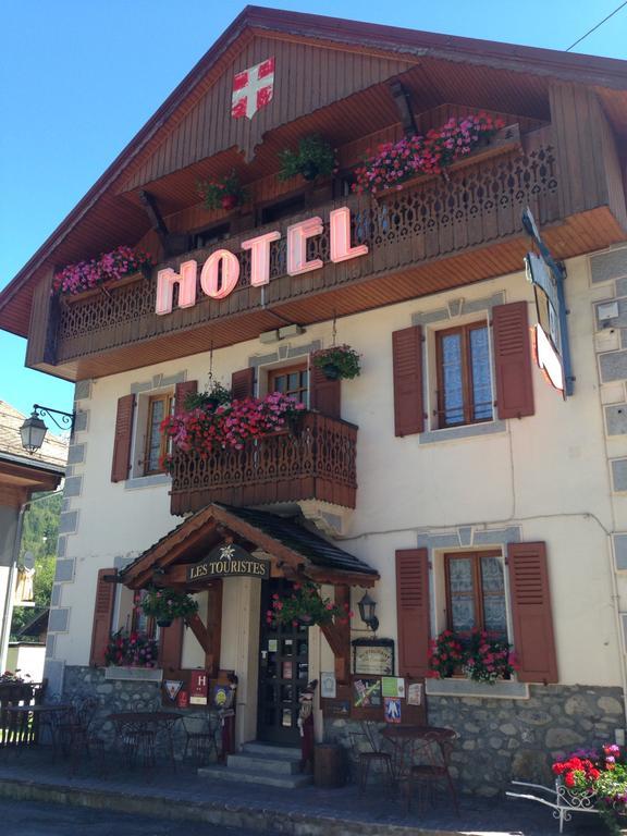 Les Touristes Hotel Abondance Exterior photo