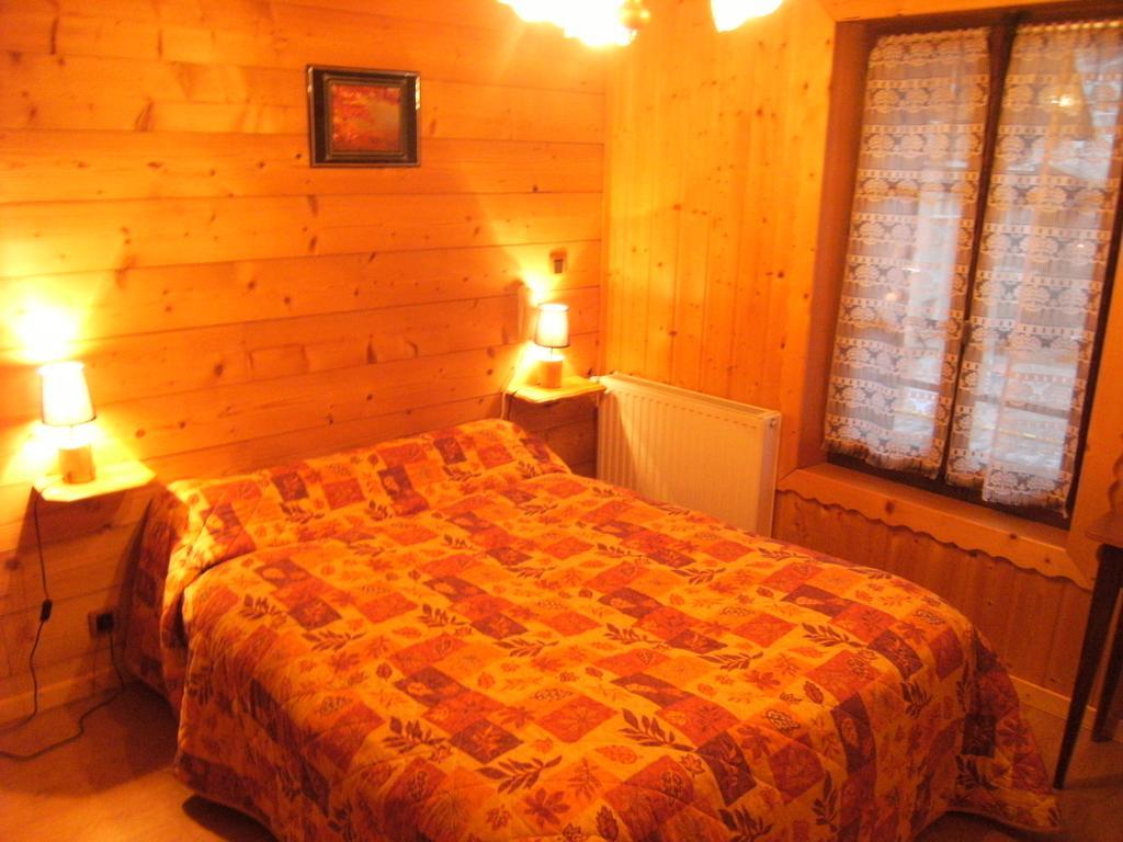 Les Touristes Hotel Abondance Room photo